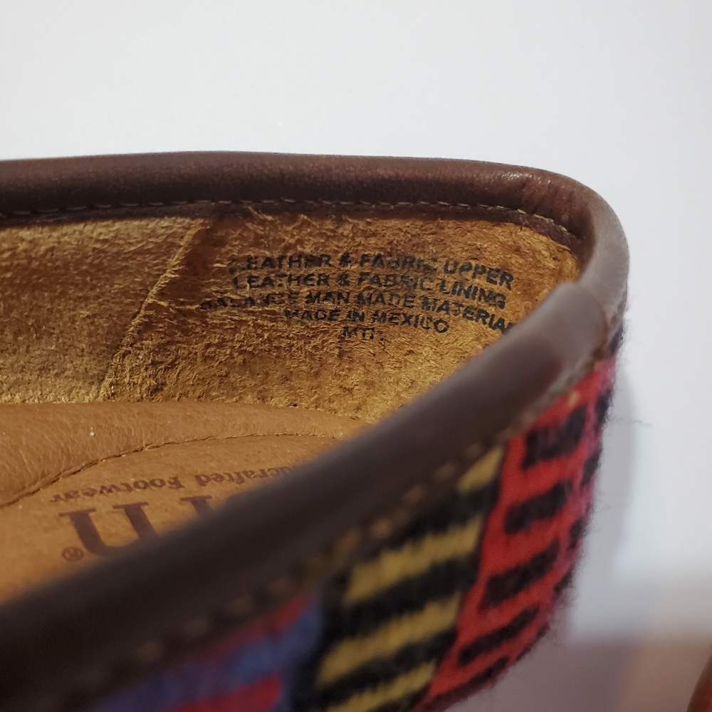 BORN Women's Giselle Red Slip On Southwestern Flat Size 7.5 - Picture 12 of 13